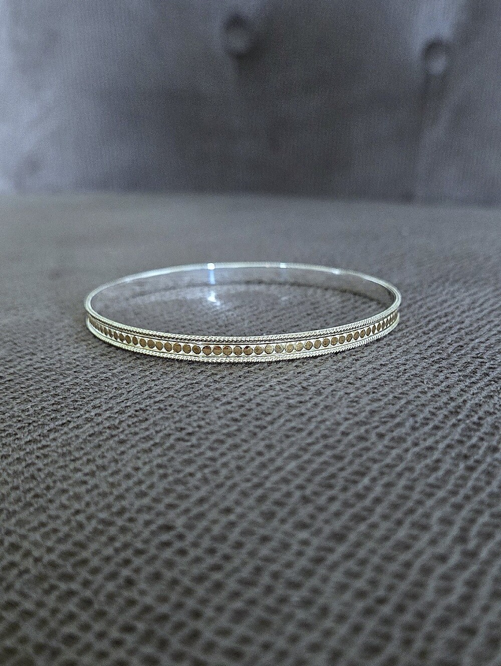 Anna Beck Classic Thin Silver🤍 Bangle Bracelet with Gold💛 Dots•••